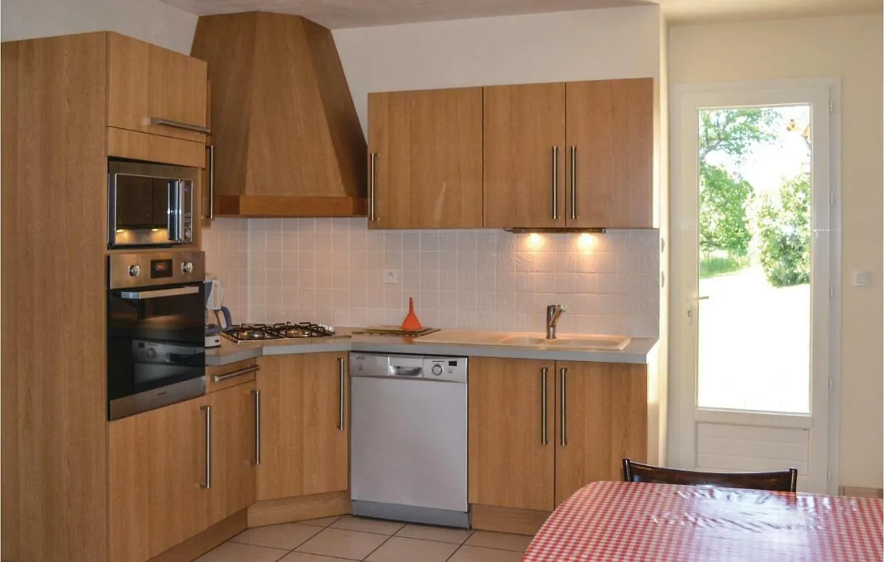 3 Bedroom Cozy Home In Montfaucon Holiday home